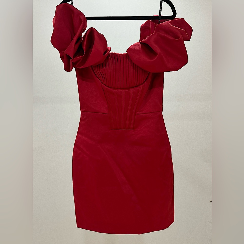 NWT Lavish Alice
Off-The-Shoulder Satin Minidress - Picture 2 of 9